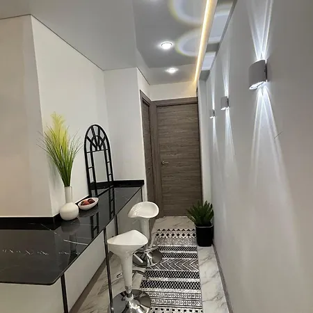 Colocation - Habitacion Con Bano Compartido - Shared Bathroom - Free Parking بيت ضيافة