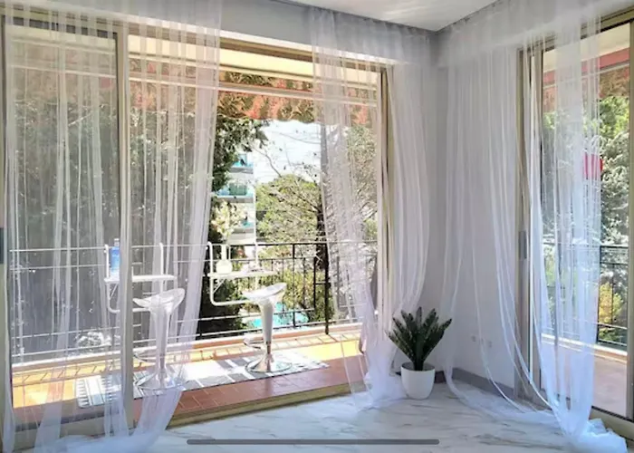 Guesthouse - Salle De Bain Et Cuisine Partagees *