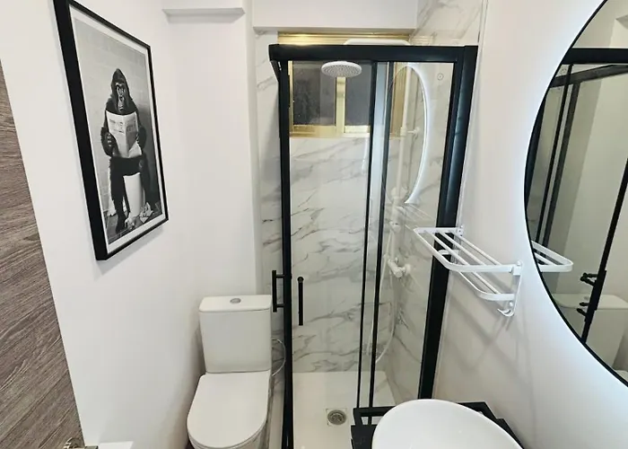 Guesthouse - Salle De Bain Et Cuisine Partagees